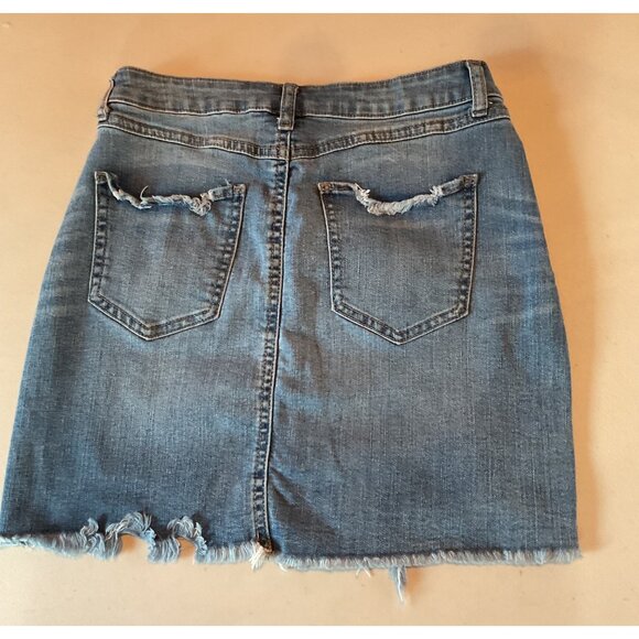 Rewash Womens Distressed Denim Mini Skirt Sz 1 waist 25 Light Wash Frayed Hem - Picture 5 of 7